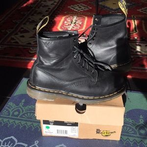1460 unisex Doc Martens